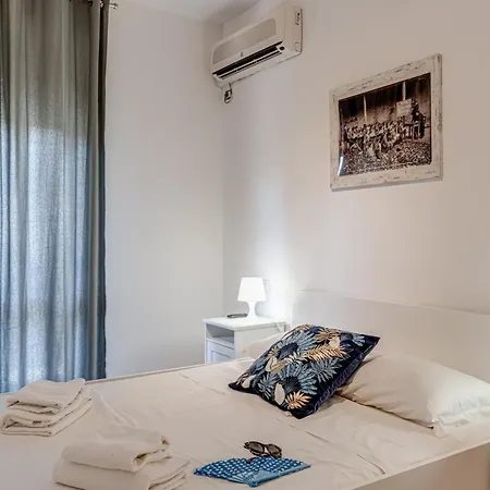 Pavone - Sweet Dreams In Firenze